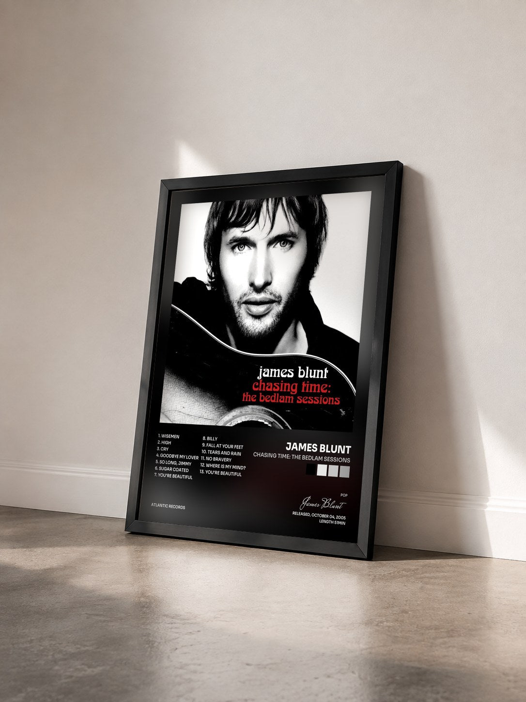 #noir Tableau de l'album Chasing Time: The Bedlam Sessions de James Blunt vu de trois quarts, cadre noir