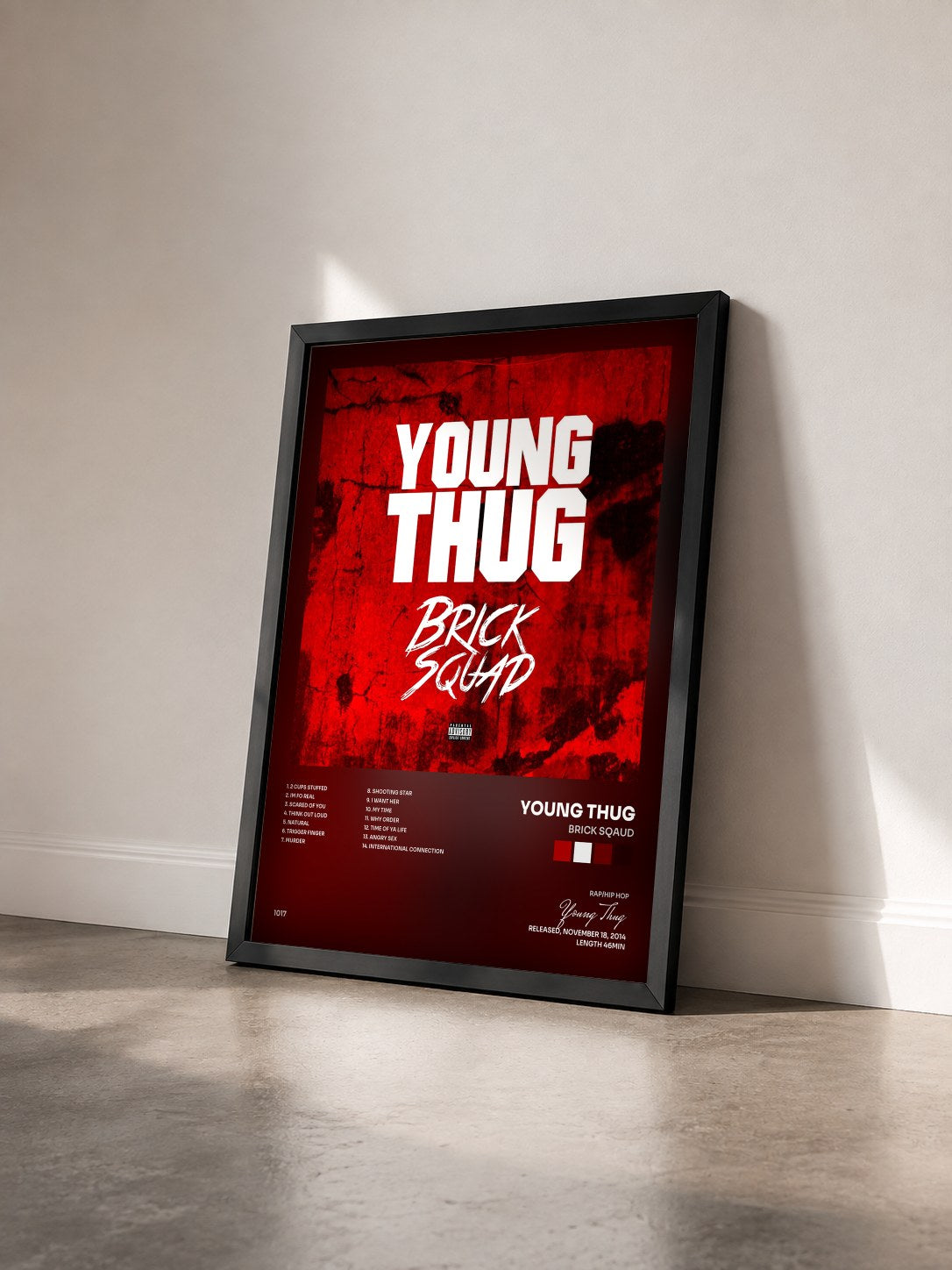 #noir Tableau de l'album Brick Sqaud de Young Thug vu de trois quarts, cadre noir
