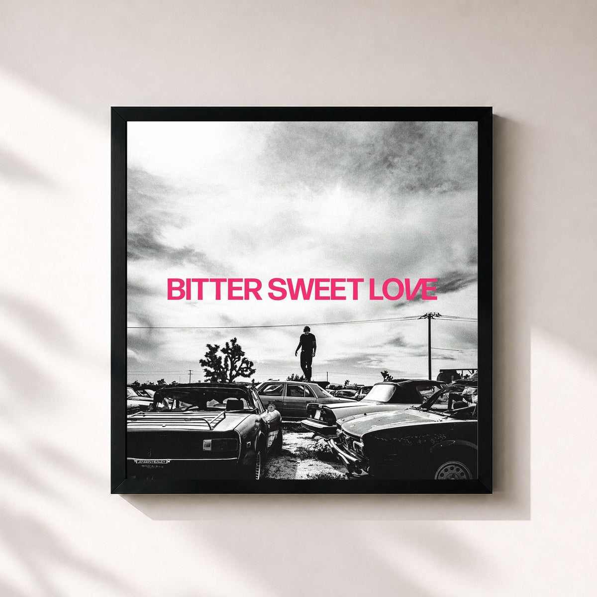 #noir Bitter Sweet Love (Deluxe) de James Arthur en lámina cuadrada enmarcada, marco negro de 32x32 cm