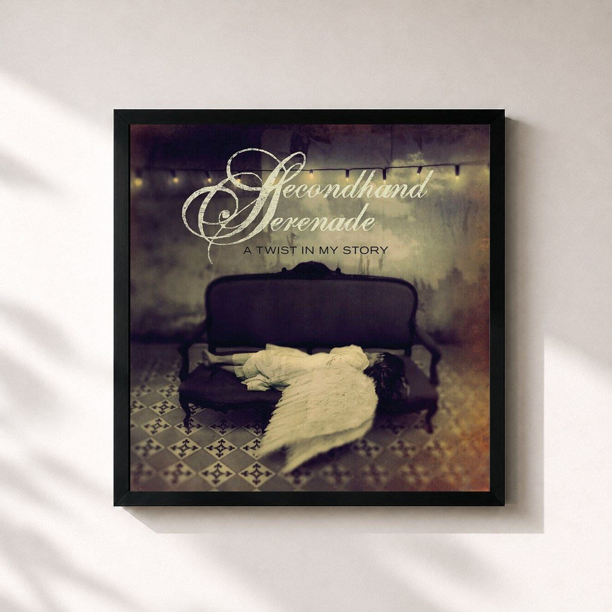 #noir Tableau carré de l'album A Twist In My Story de Secondhand Serenade, cadre noir 32x32 cm