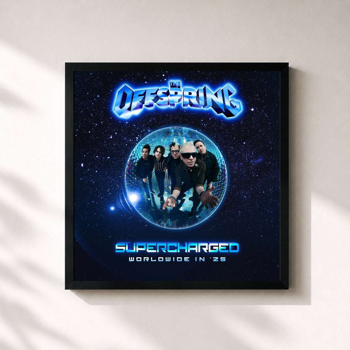 #noir Tableau carré de l'album SUPERCHARGED: WORLDWIDE IN '25 de The Offspring, cadre noir 32x32 cm