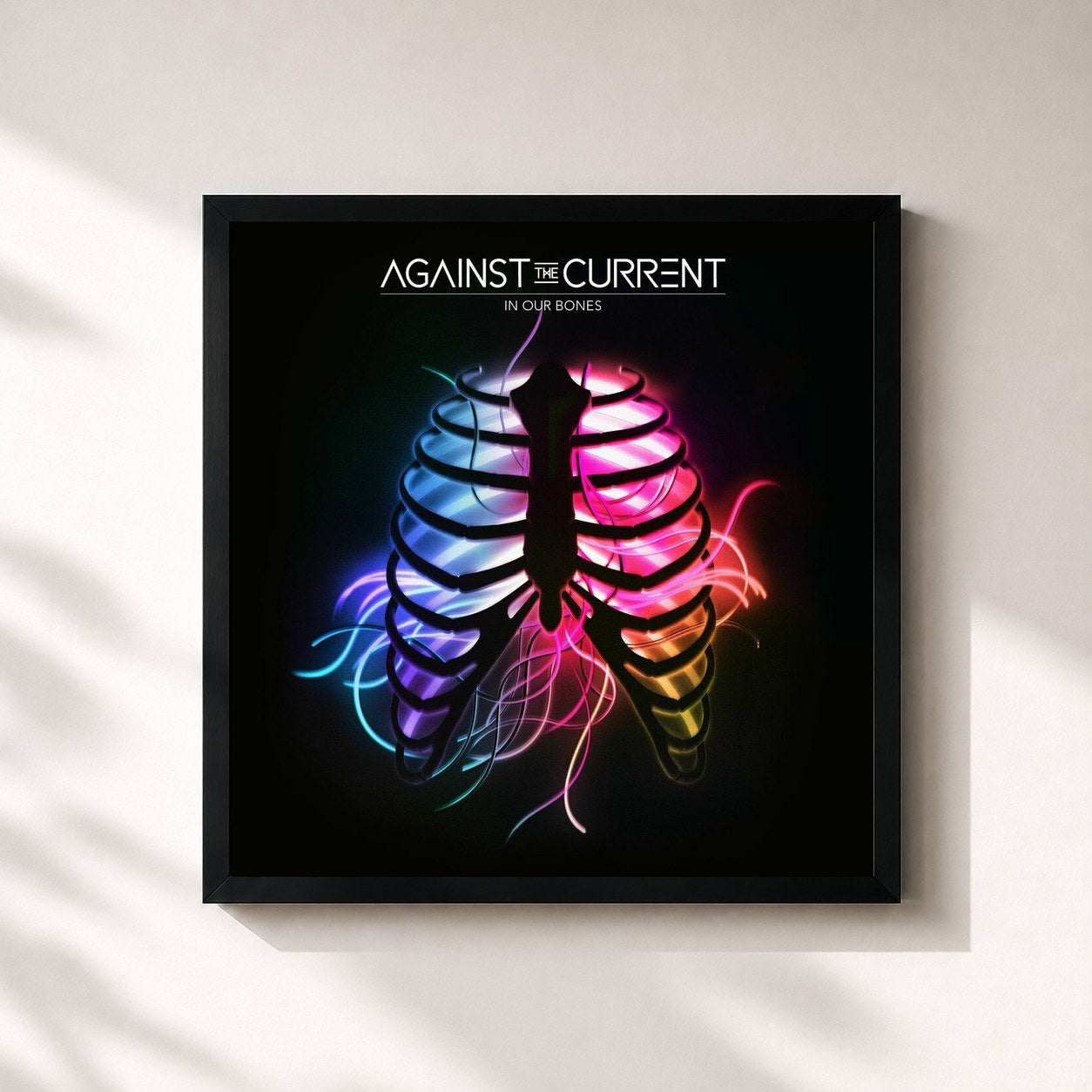 #noir Tableau carré de l'album In Our Bones de Against The Current, cadre noir 32x32 cm