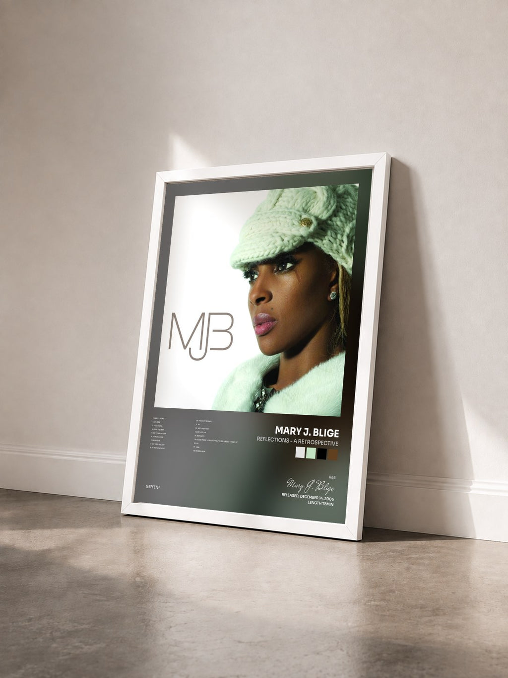 #blanc Reflections - A Retrospective von Mary J. Blige als gerahmter Kunstdruck von schräg gesehen, weißer Rahmen