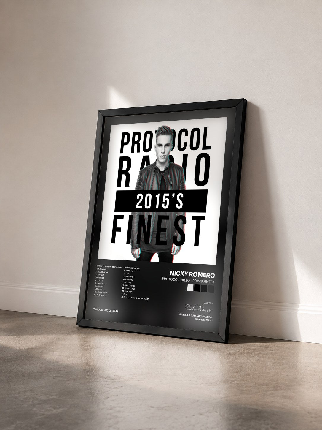 #noir Protocol Radio - 2015's Finest von Nicky Romero als gerahmter Kunstdruck von schräg gesehen, schwarzer Rahmen