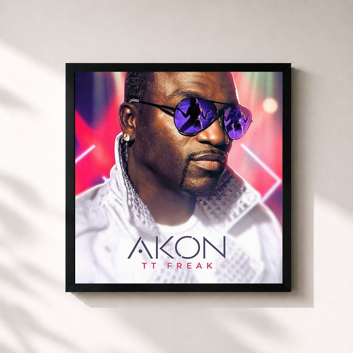 #noir TT Freak by Akon as a square framed art print, black 32x32 cm frame