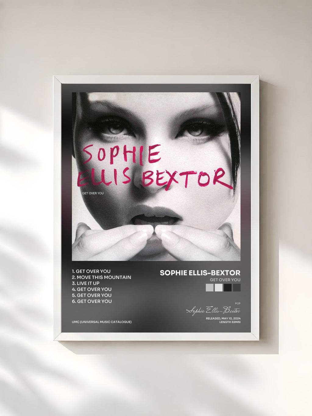 #blanc Get Over You de Sophie Ellis-Bextor en lámina enmarcada, marco blanco, impresa y enmarcada en Francia