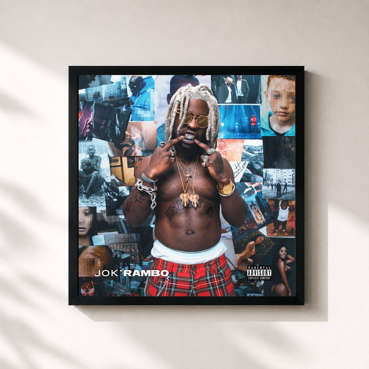#noir Tableau carré de l'album Jok'Rambo de Jok'air, cadre noir 32x32 cm