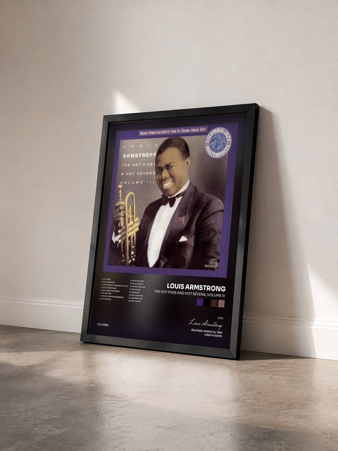 #noir Tableau de l'album The Hot Fives And Hot Sevens, Volume Iii de Louis Armstrong vu de trois quarts, cadre noir