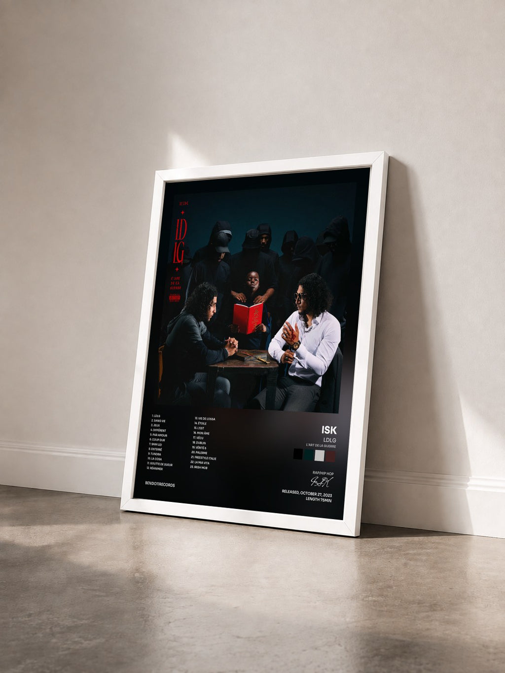 #blanc Tableau de l'album LDLG (L'art de la guerre) de ISK vu de trois quarts, cadre blanc