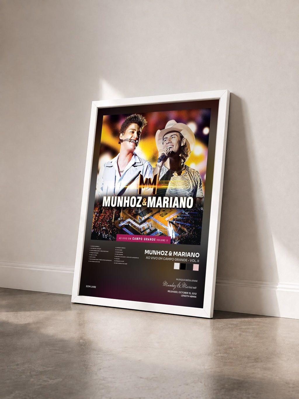 #blanc Tableau de l'album Ao Vivo Em Campo Grande - Vol. II de Munhoz & Mariano vu de trois quarts, cadre blanc