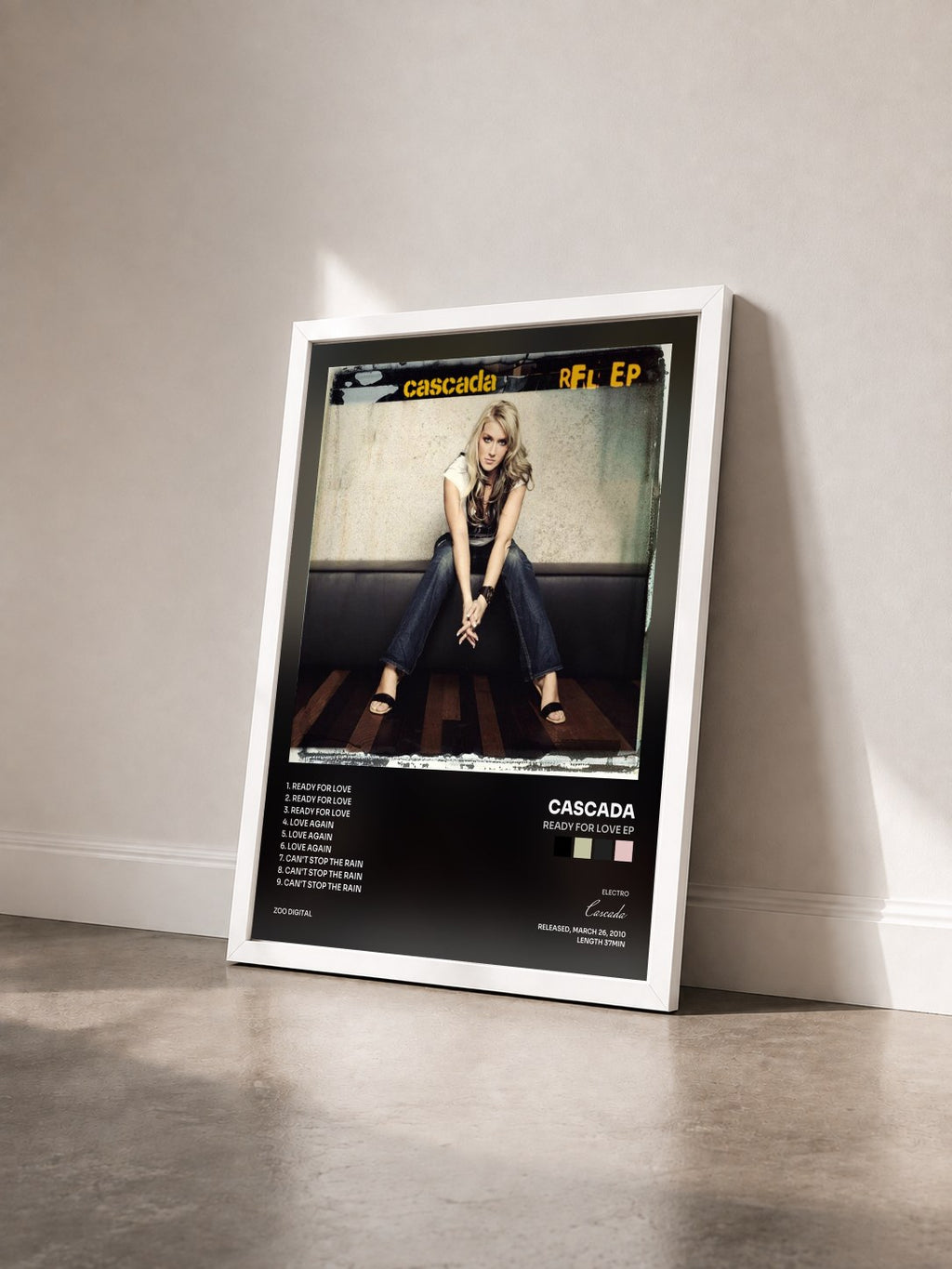 #blanc Ready For Love EP von Cascada als gerahmter Kunstdruck von schräg gesehen, weißer Rahmen