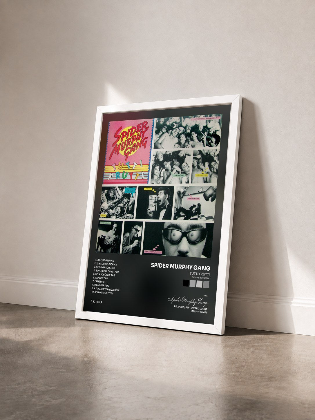 #blanc Tableau de l'album Tutti Frutti (Digital Remaster) de Spider Murphy Gang vu de trois quarts, cadre blanc