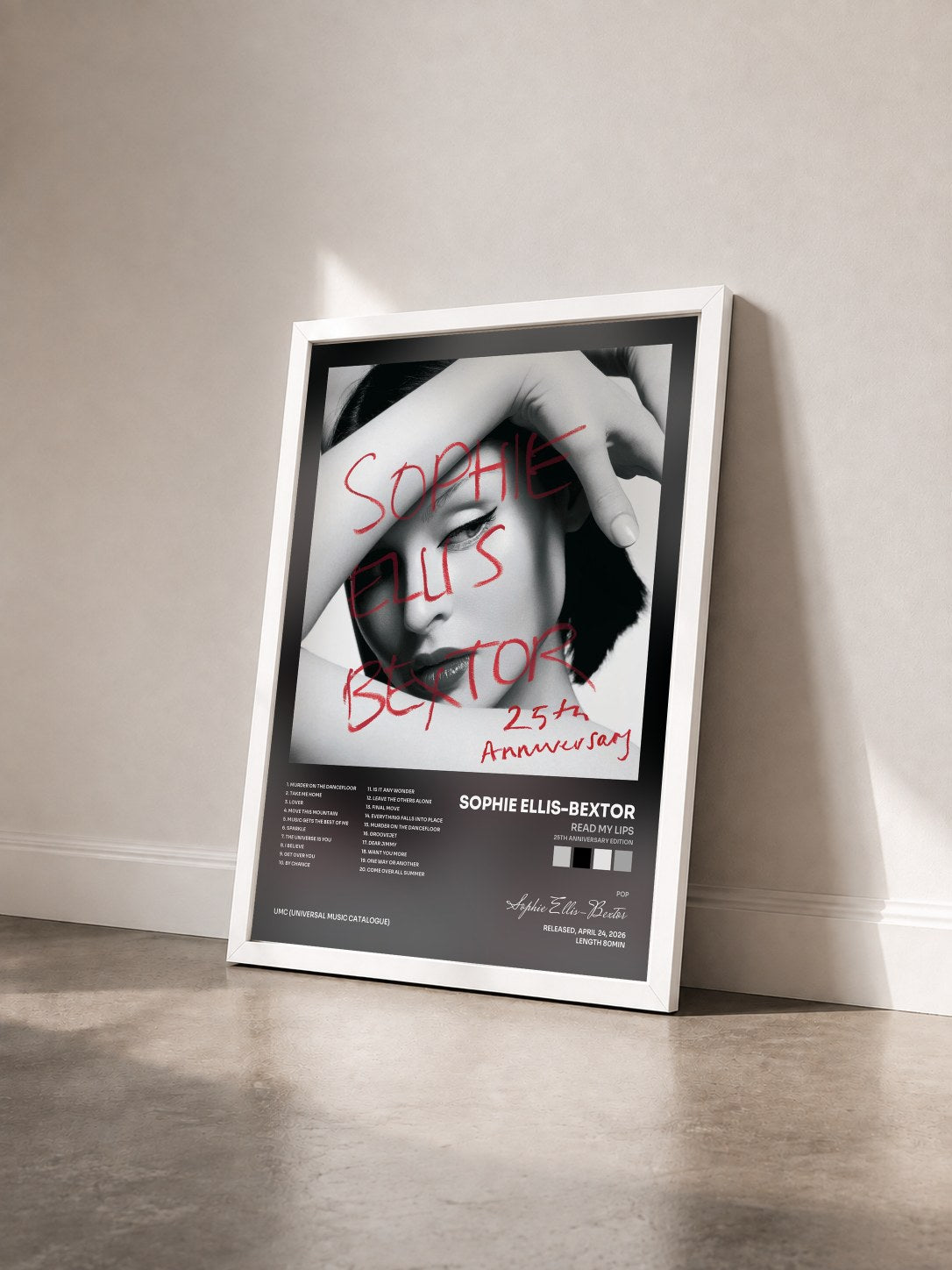 #blanc Tableau de l'album Read My Lips (25th Anniversary Edition) de Sophie Ellis-Bextor vu de trois quarts, cadre blanc