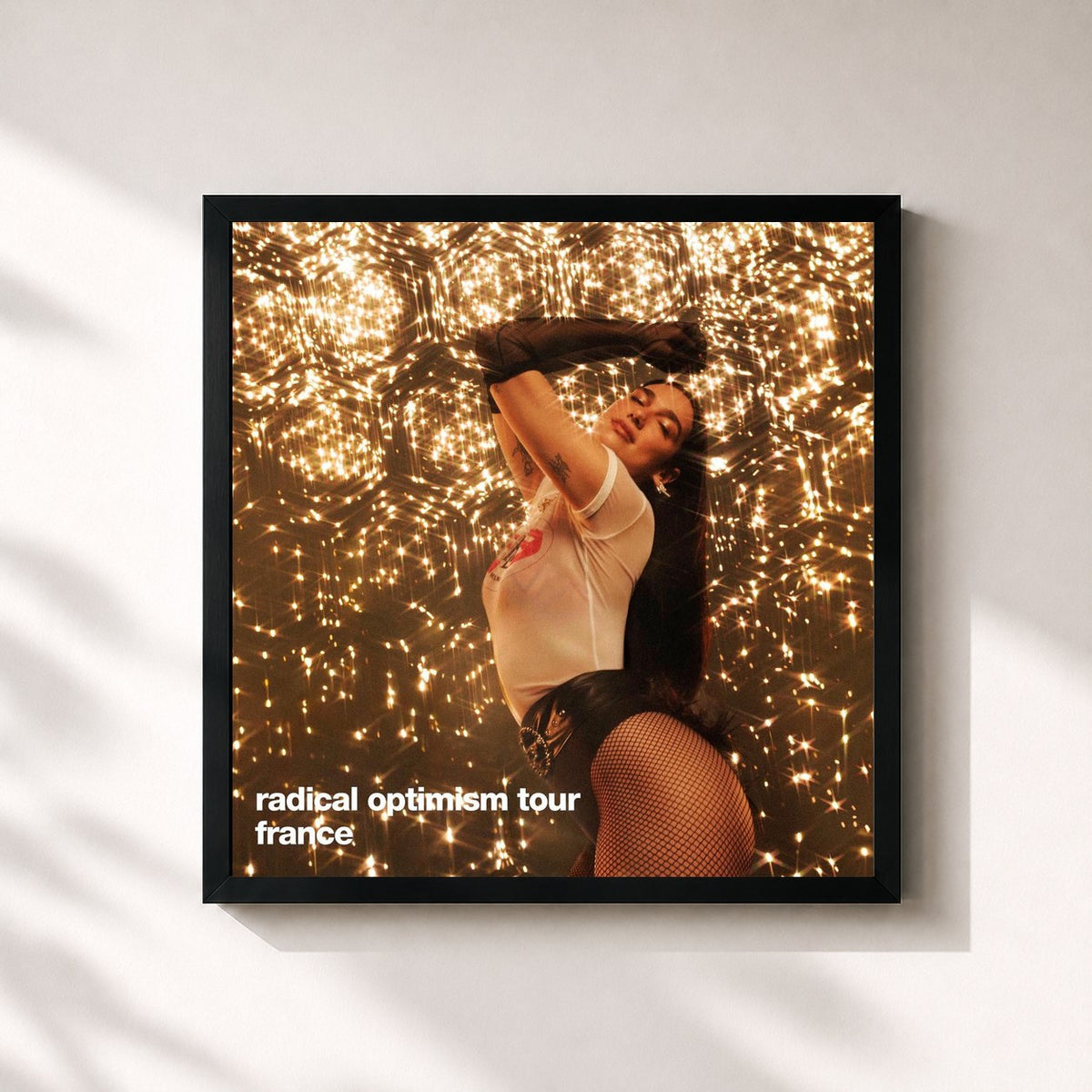 #noir Tableau carré de l'album Radical Optimism Tour - France de Dua Lipa, cadre noir 32x32 cm