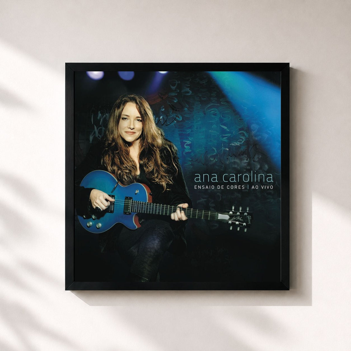 #noir Tableau carré de l'album Ensaio de Cores de Ana Carolina, cadre noir 32x32 cm