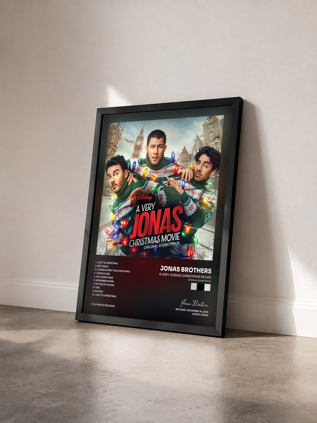 #noir A Very Jonas Christmas Movie (Original Soundtrack) di Jonas Brothers in stampa incorniciata vista di tre quarti, cornice nera
