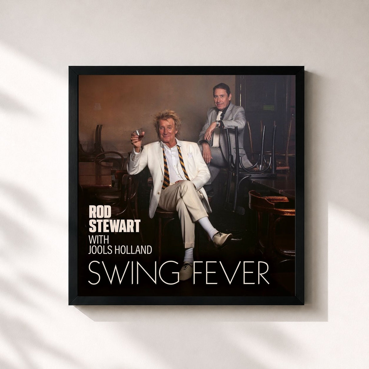 #noir Swing Fever de Rod Stewart en lámina cuadrada enmarcada, marco negro de 32x32 cm