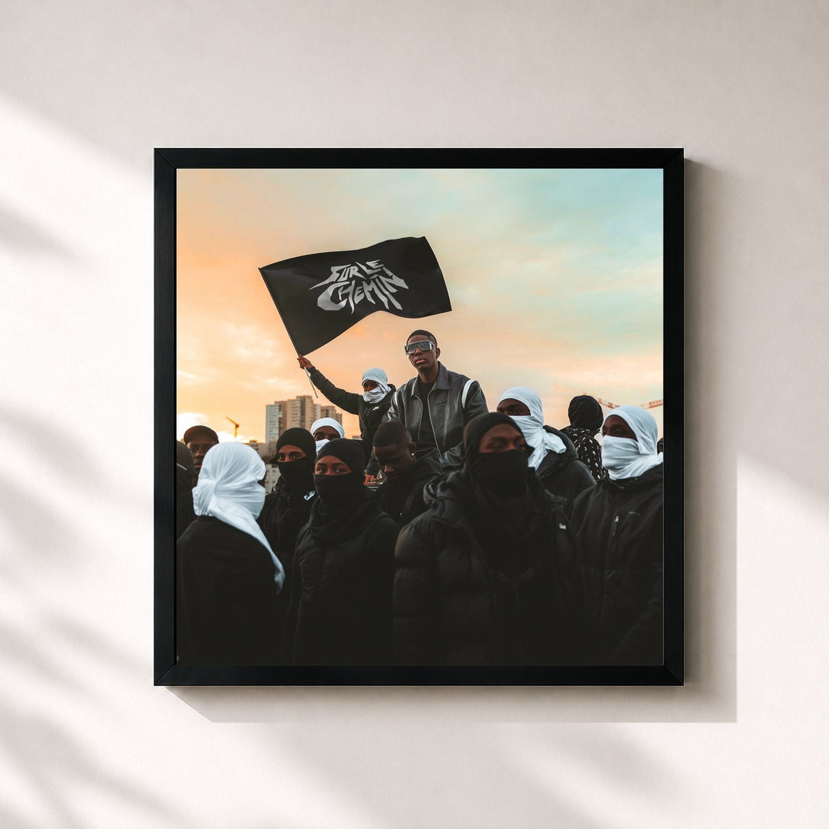 #noir Tableau carré de l'album SUR LE CHEMIN (Phase finale) de UZI, cadre noir 32x32 cm