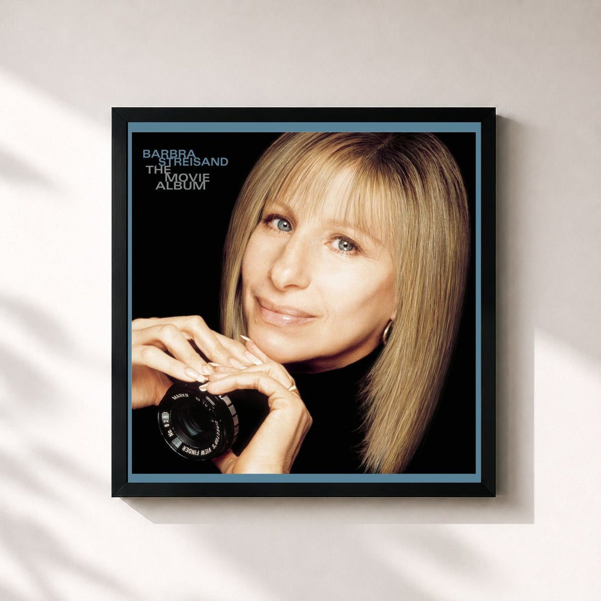 #noir The Movie Album de Barbra Streisand en lámina cuadrada enmarcada, marco negro de 32x32 cm