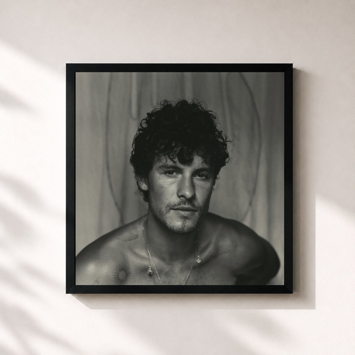 #noir Tableau carré de l'album Shawn de Shawn Mendes, cadre noir 32x32 cm