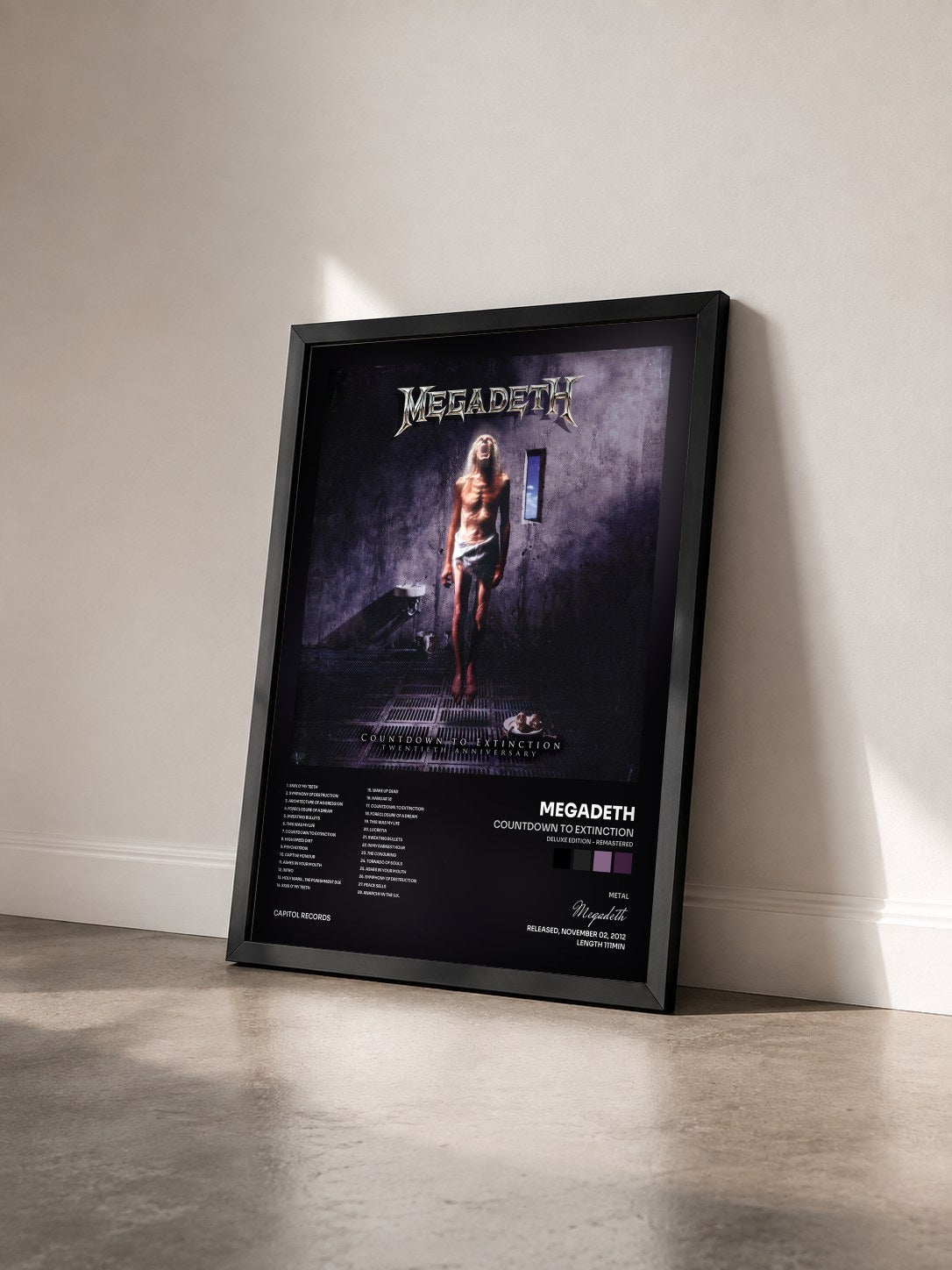 #noir Tableau de l'album Countdown To Extinction (Deluxe Edition - Remastered) de Megadeth vu de trois quarts, cadre noir