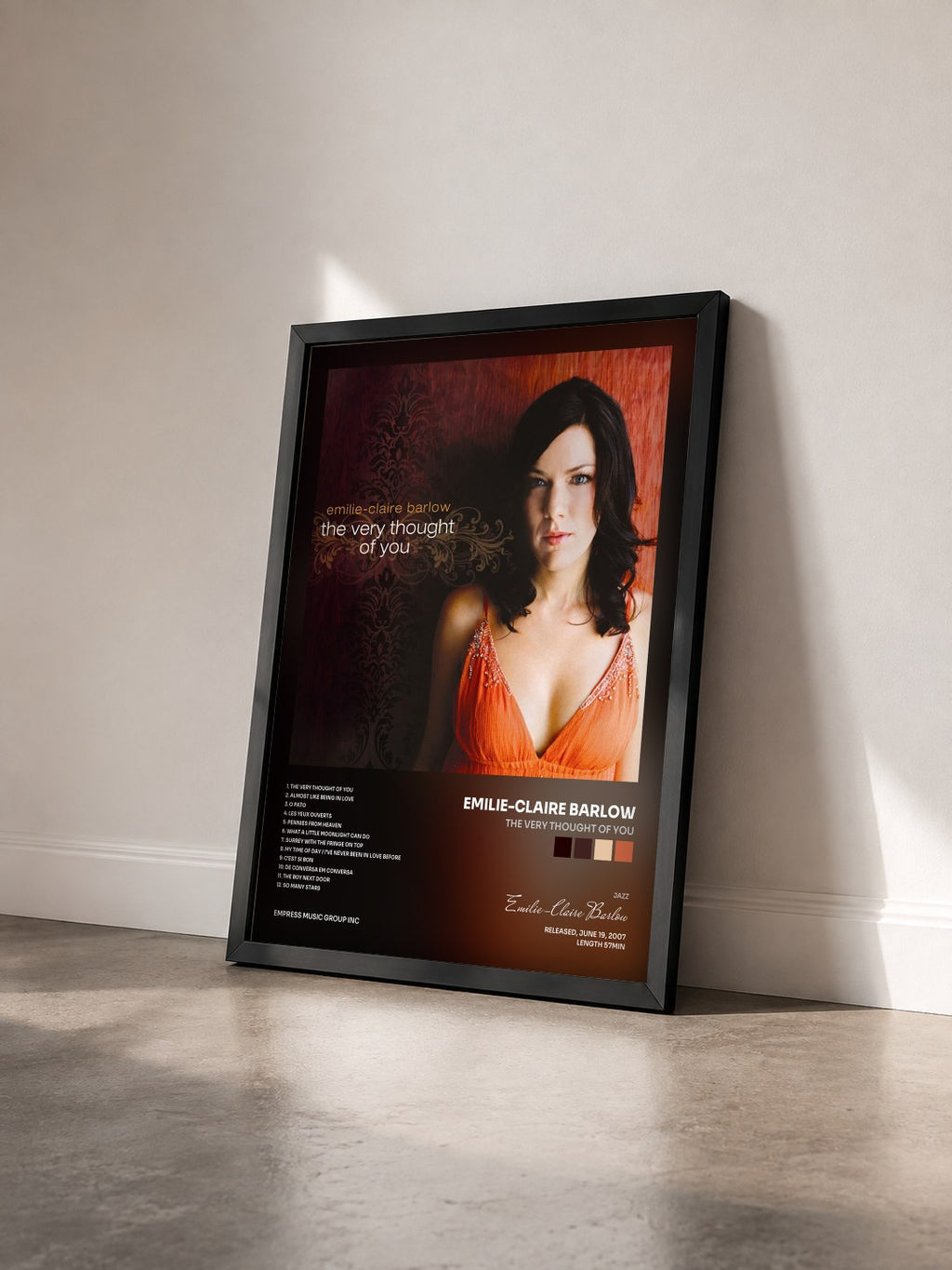 #noir Tableau de l'album The Very Thought of You de Emilie-Claire Barlow vu de trois quarts, cadre noir