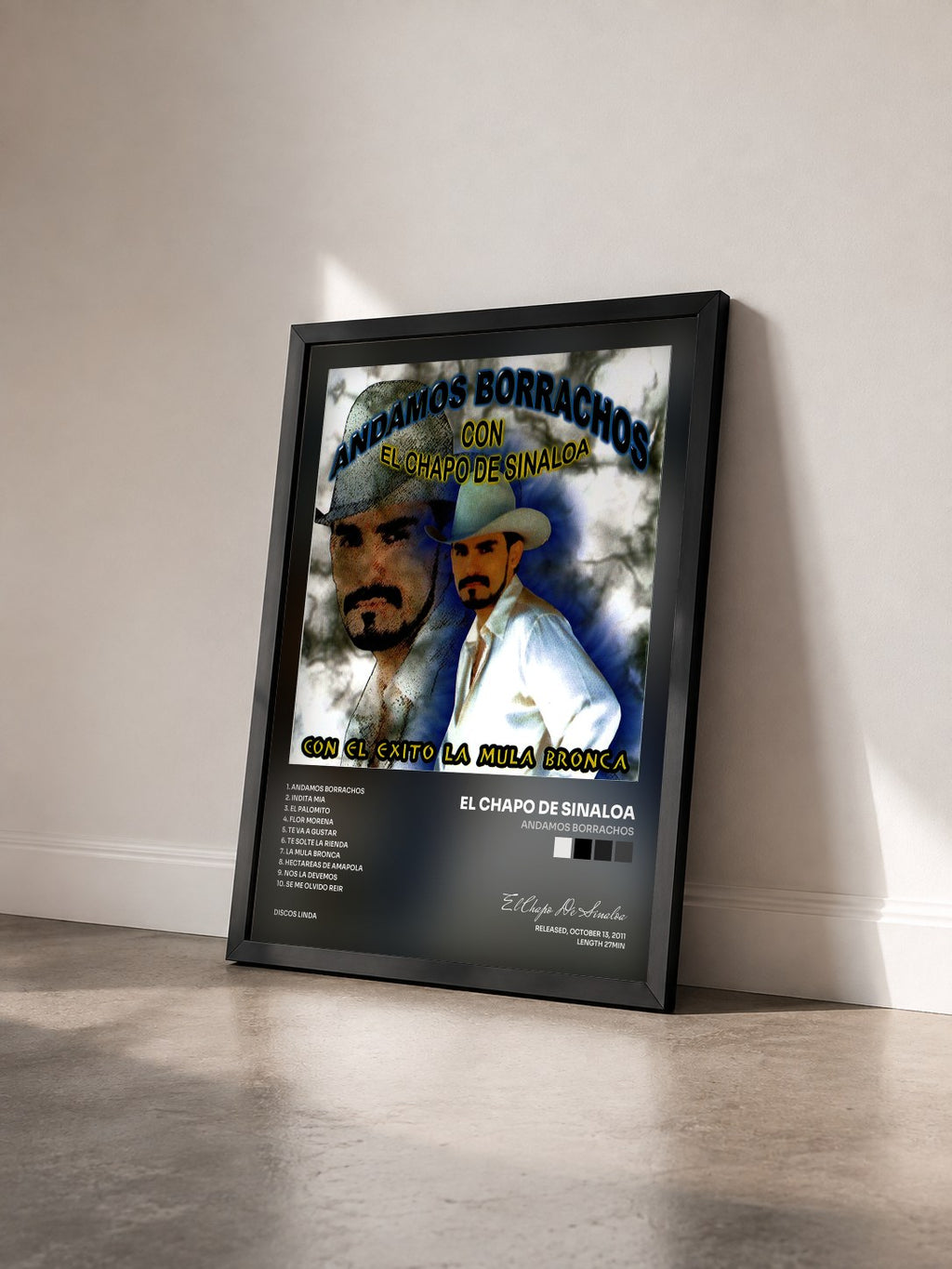 #noir Tableau de l'album Andamos Borrachos de El Chapo De Sinaloa vu de trois quarts, cadre noir