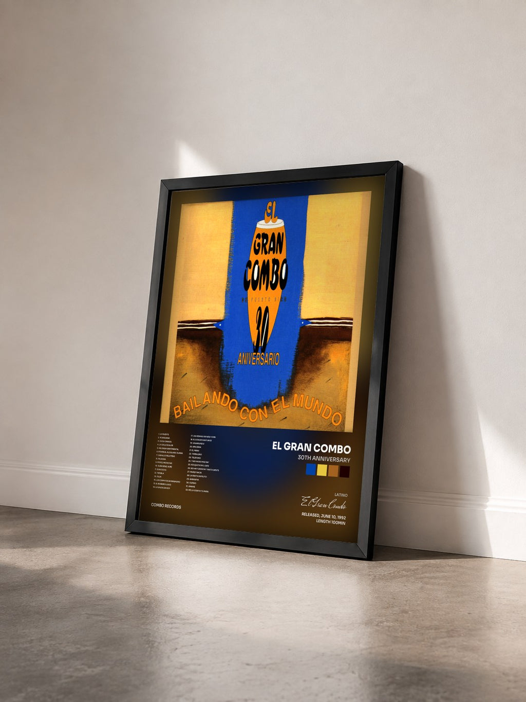 #noir Tableau de l'album 30th Anniversary de El Gran Combo vu de trois quarts, cadre noir