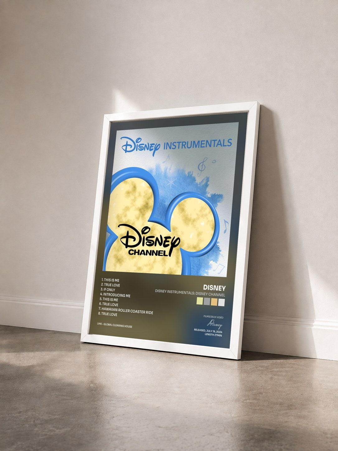 #blanc Tableau de l'album Disney Instrumentals: Disney Channel de Disney vu de trois quarts, cadre blanc