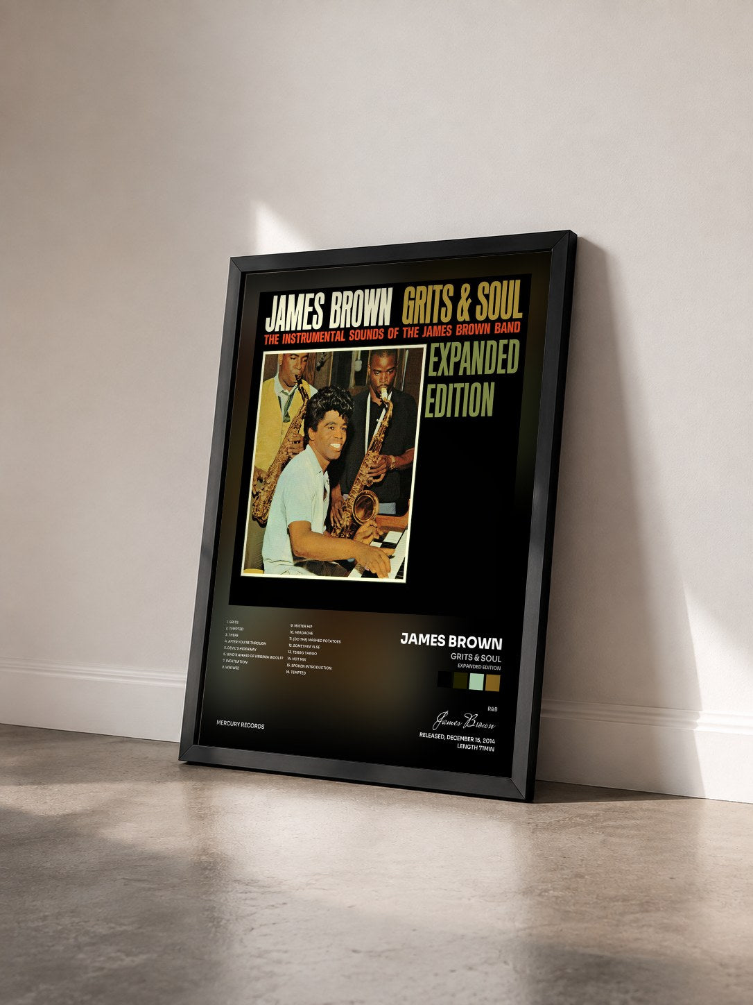 #noir Tableau de l'album Grits & Soul (Expanded Edition) de James Brown vu de trois quarts, cadre noir