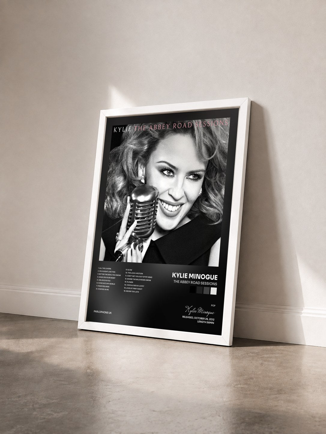 #blanc Tableau de l'album The Abbey Road Sessions de Kylie Minogue vu de trois quarts, cadre blanc