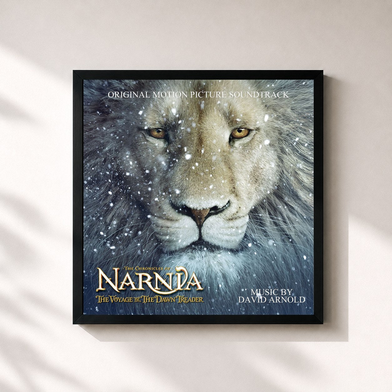 #noir Tableau carré de l'album The Chronicles of Narnia: The Voyage of the Dawn Treader (Original Motion Picture Soundtrack) de David Arnold, cadre noir 32x32 cm
