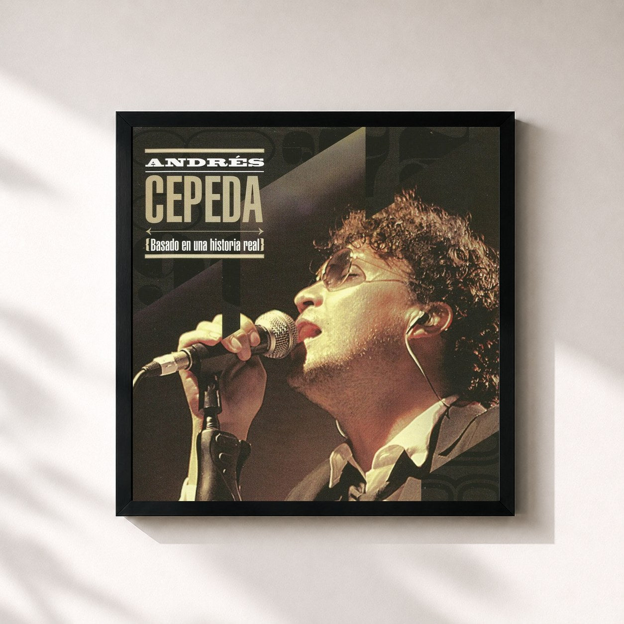 #noir Tableau carré de l'album Basado en una Historia Real de Andrés Cepeda, cadre noir 32x32 cm