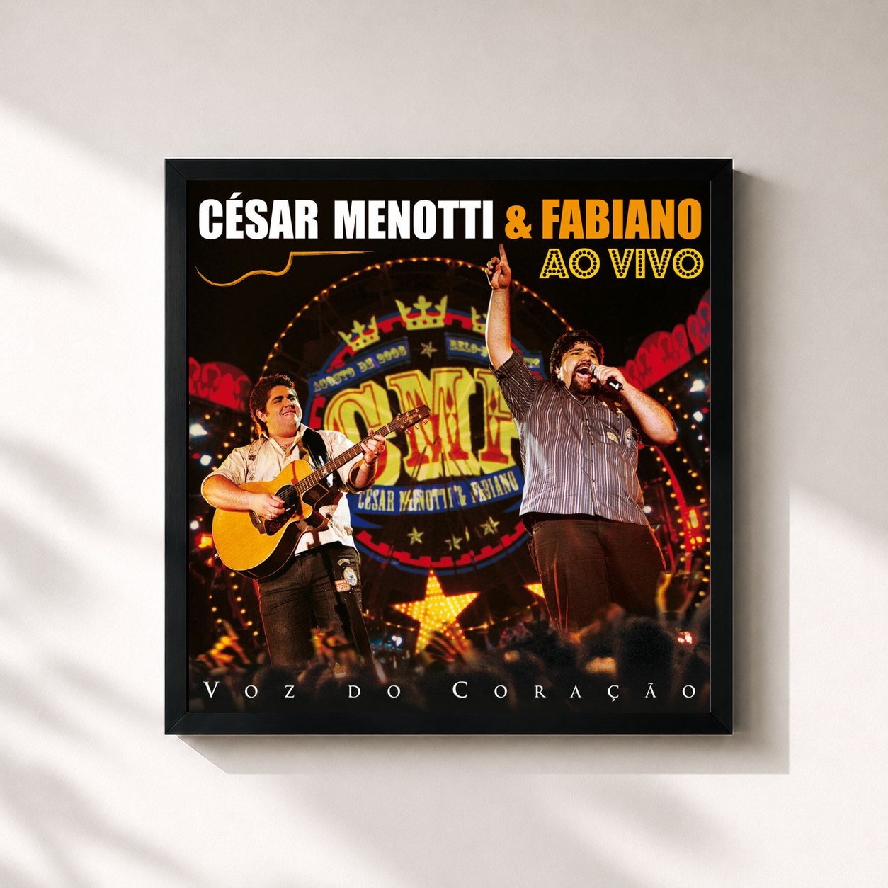 #noir Tableau carré de l'album Voz Do Coração de César Menotti & Fabiano, cadre noir 32x32 cm