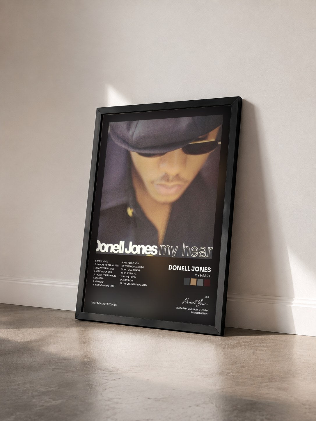 #noir Tableau de l'album My Heart de Donell Jones vu de trois quarts, cadre noir