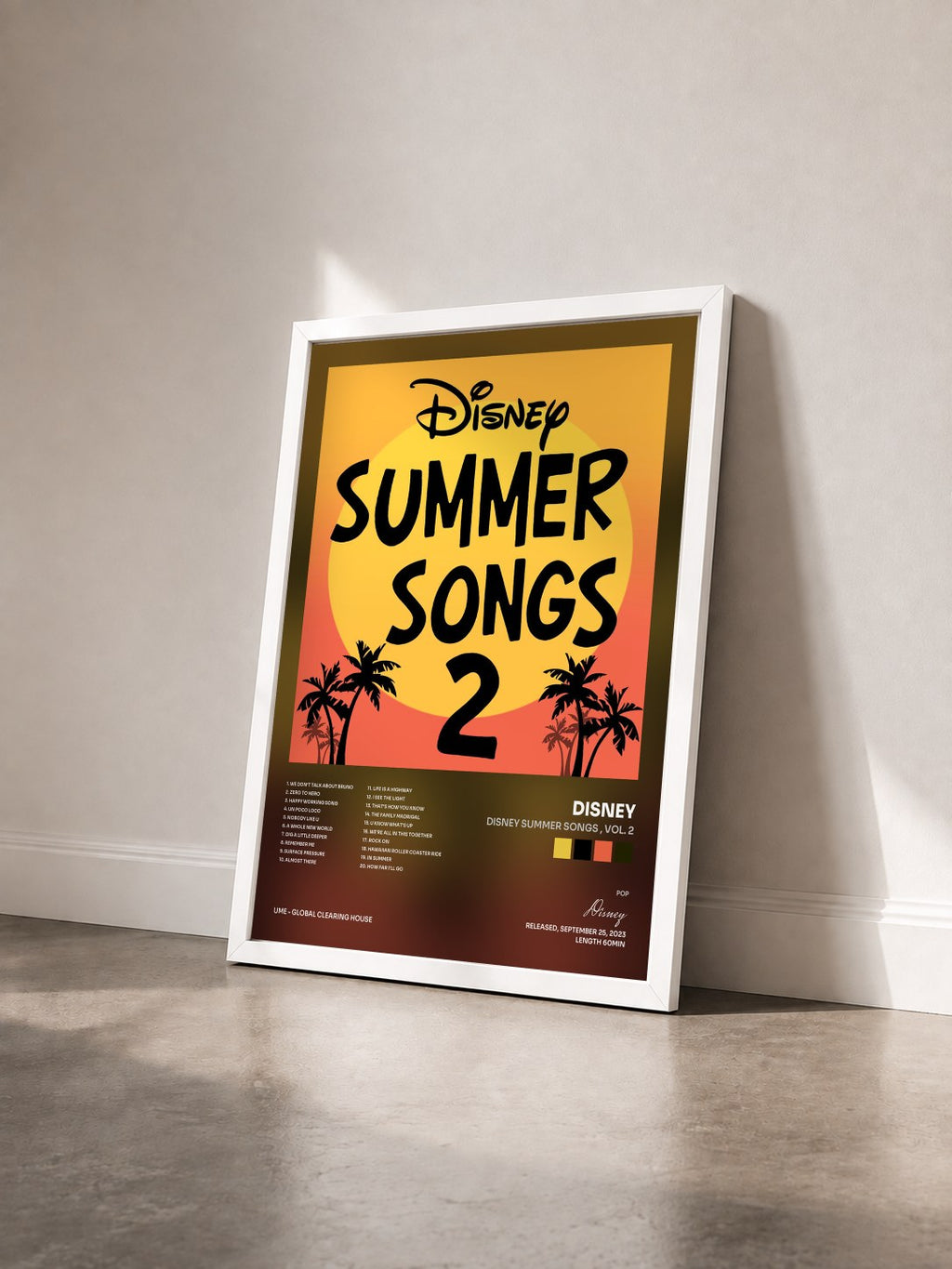 #blanc Disney Summer Songs , Vol. 2 von Disney als gerahmter Kunstdruck von schräg gesehen, weißer Rahmen