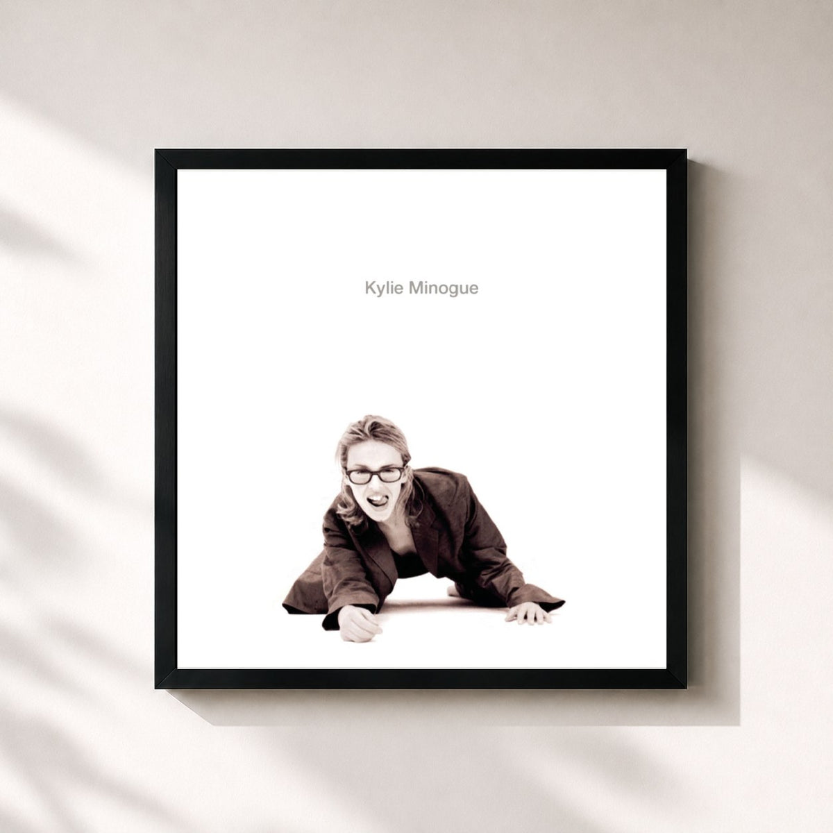 #noir Tableau carré de l'album Kylie Minogue (Special Edition) de Kylie Minogue, cadre noir 32x32 cm