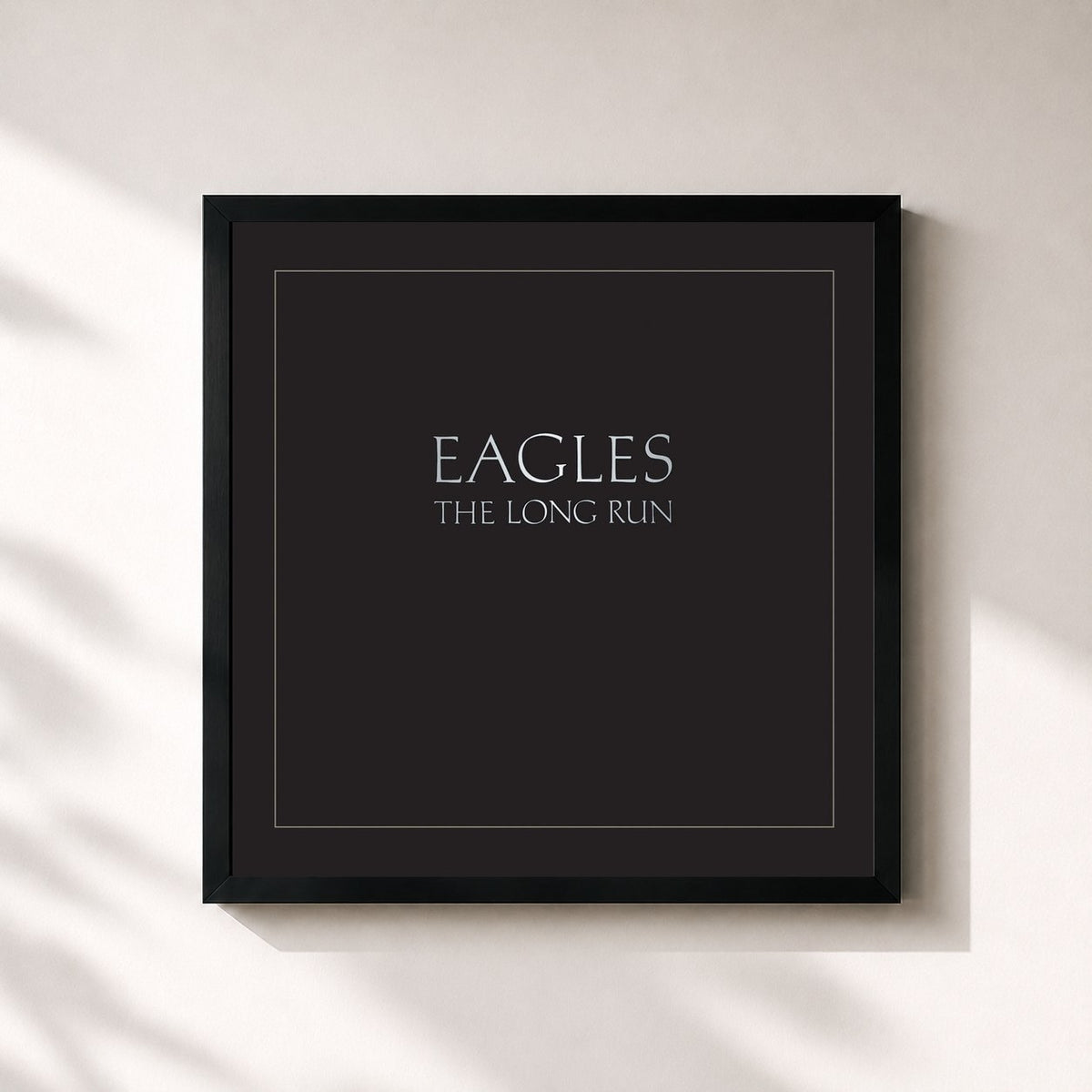 #noir The Long Run (2013 Remaster) de Eagles en lámina cuadrada enmarcada, marco negro de 32x32 cm