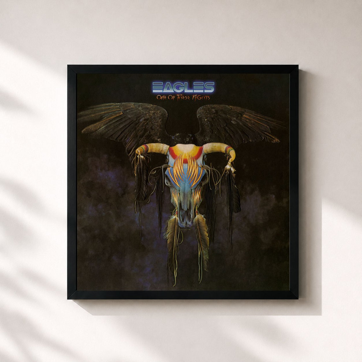 #noir One of These Nights (Deluxe Edition) de Eagles en lámina cuadrada enmarcada, marco negro de 32x32 cm