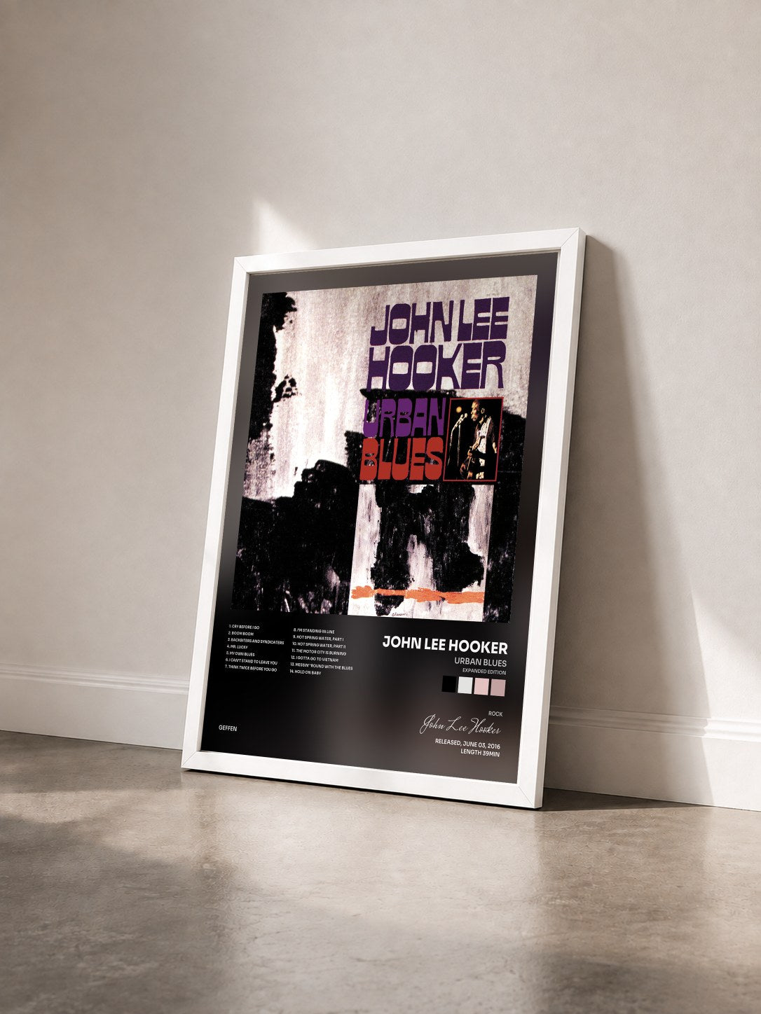 #blanc Urban Blues (Expanded Edition) de John Lee Hooker en lámina enmarcada vista de tres cuartos, marco blanco