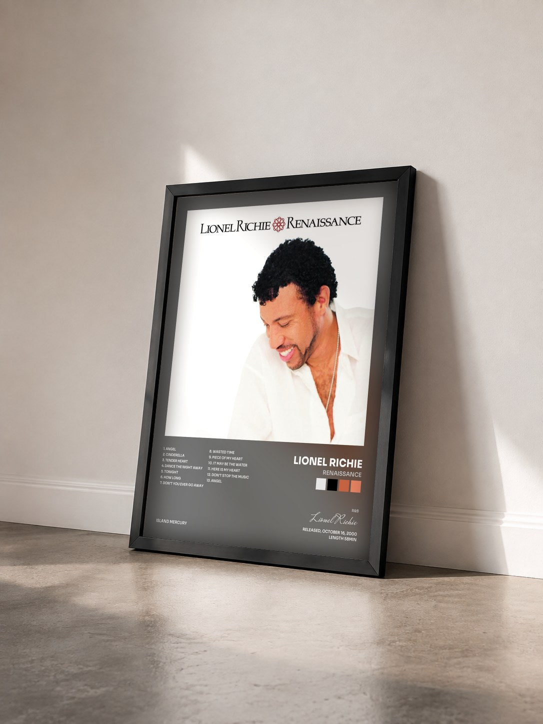 #noir Tableau de l'album Renaissance de Lionel Richie vu de trois quarts, cadre noir