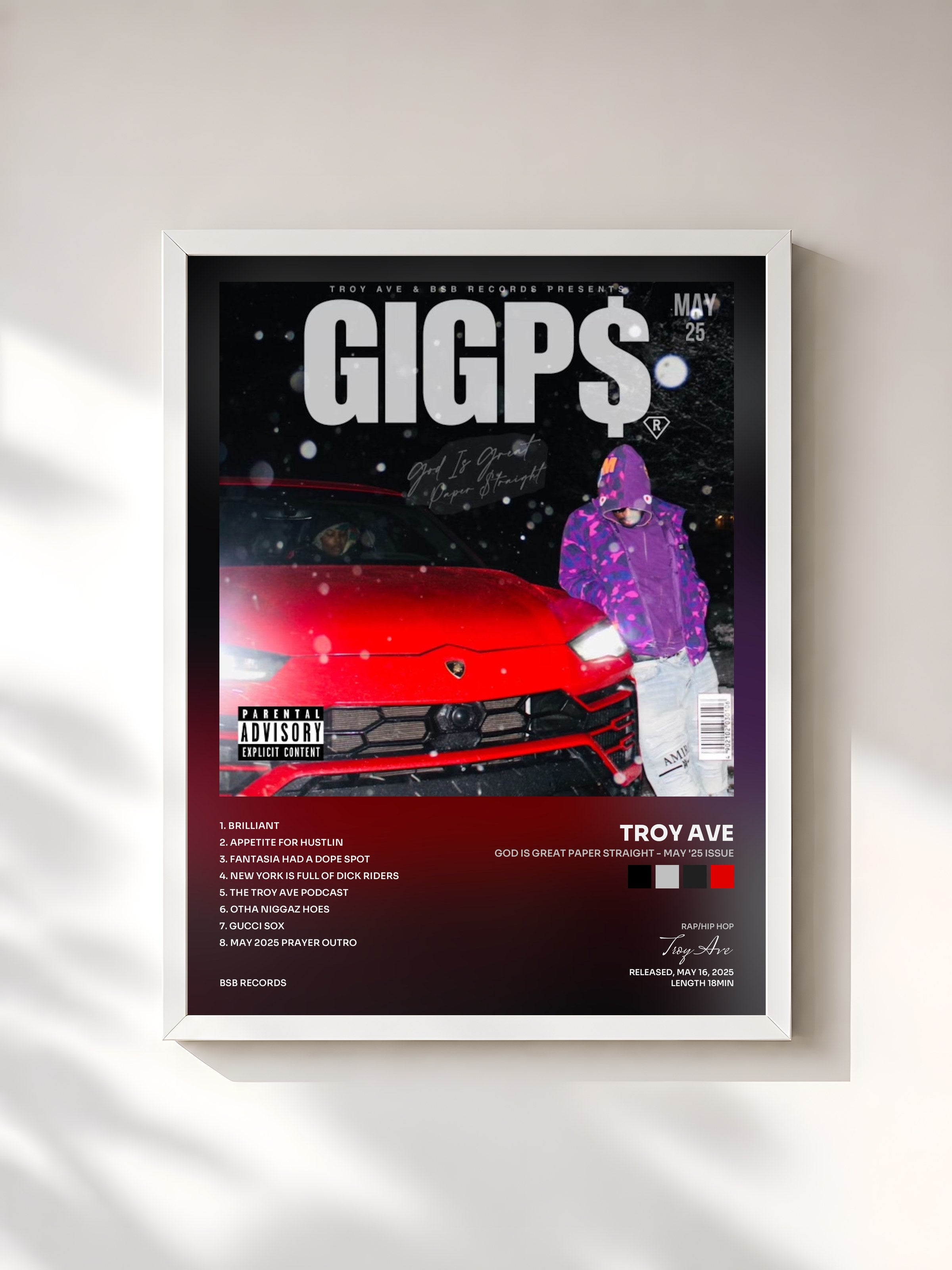 #blanc Tableau de l'album GOD IS GREAT PAPER STRAIGHT - MAY '25 ISSUE de Troy Ave, cadre blanc, imprimé et encadré en France