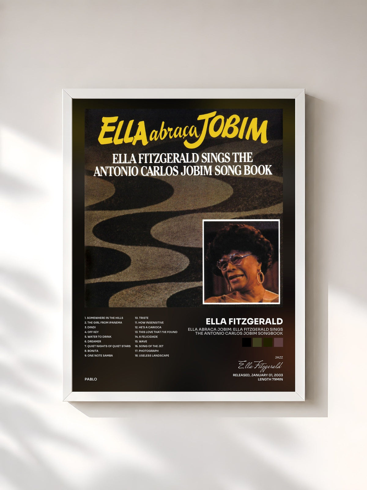 #blanc Tableau de l'album Ella Abraca Jobim: Ella Fitzgerald Sings The Antonio Carlos Jobim Songbook de Ella Fitzgerald, cadre blanc, imprimé et encadré en France