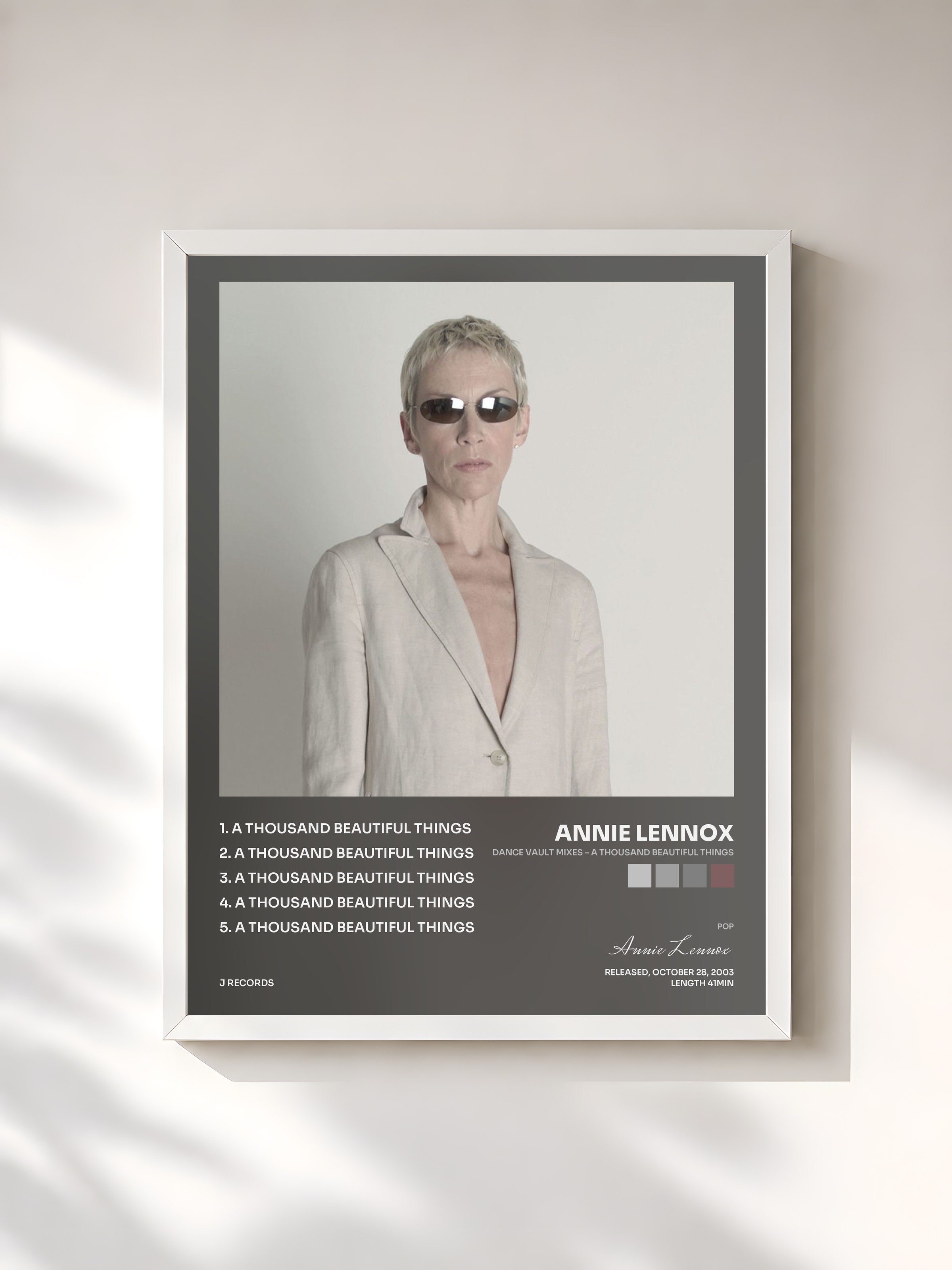 #blanc Tableau de l'album Dance Vault Mixes - A Thousand Beautiful Things de Annie Lennox, cadre blanc, imprimé et encadré en France