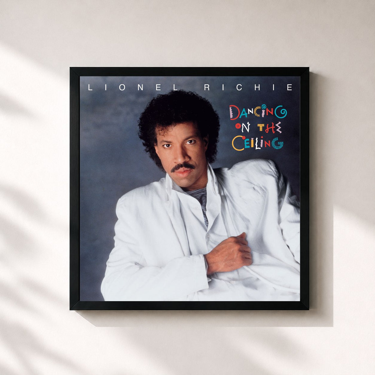#noir Tableau carré de l'album Dancing On The Ceiling (Expanded Edition) de Lionel Richie, cadre noir 32x32 cm