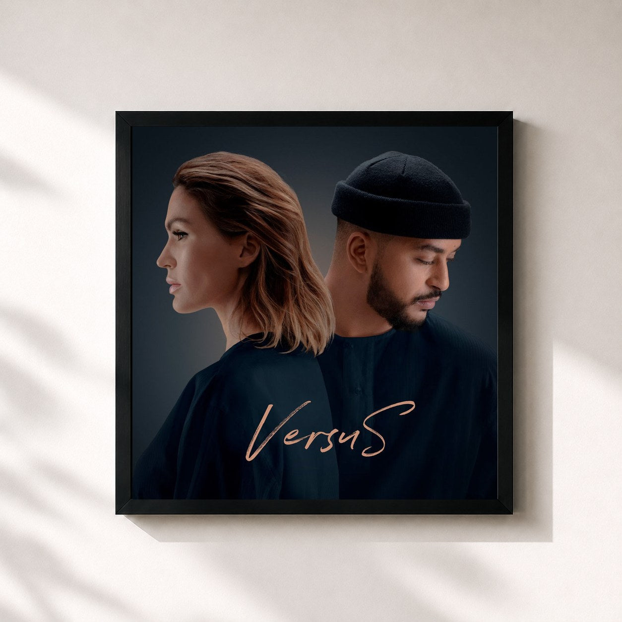 #noir Tableau carré de l'album VersuS de Vitaa, cadre noir 32x32 cm