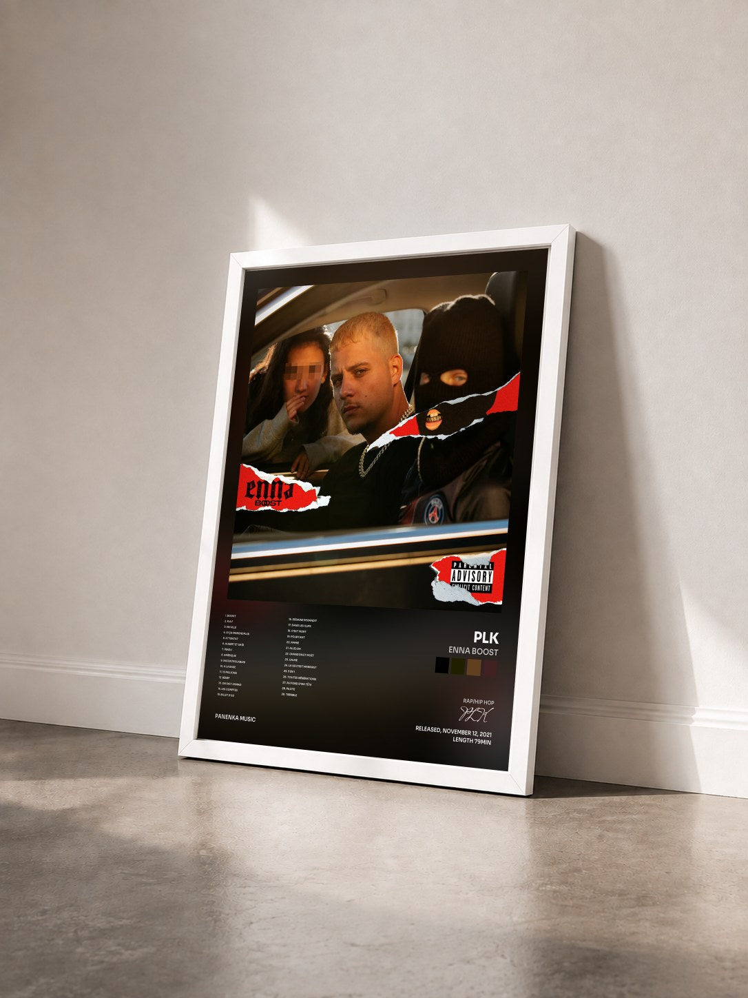 #blanc Tableau de l'album Enna Boost de PLK vu de trois quarts, cadre blanc