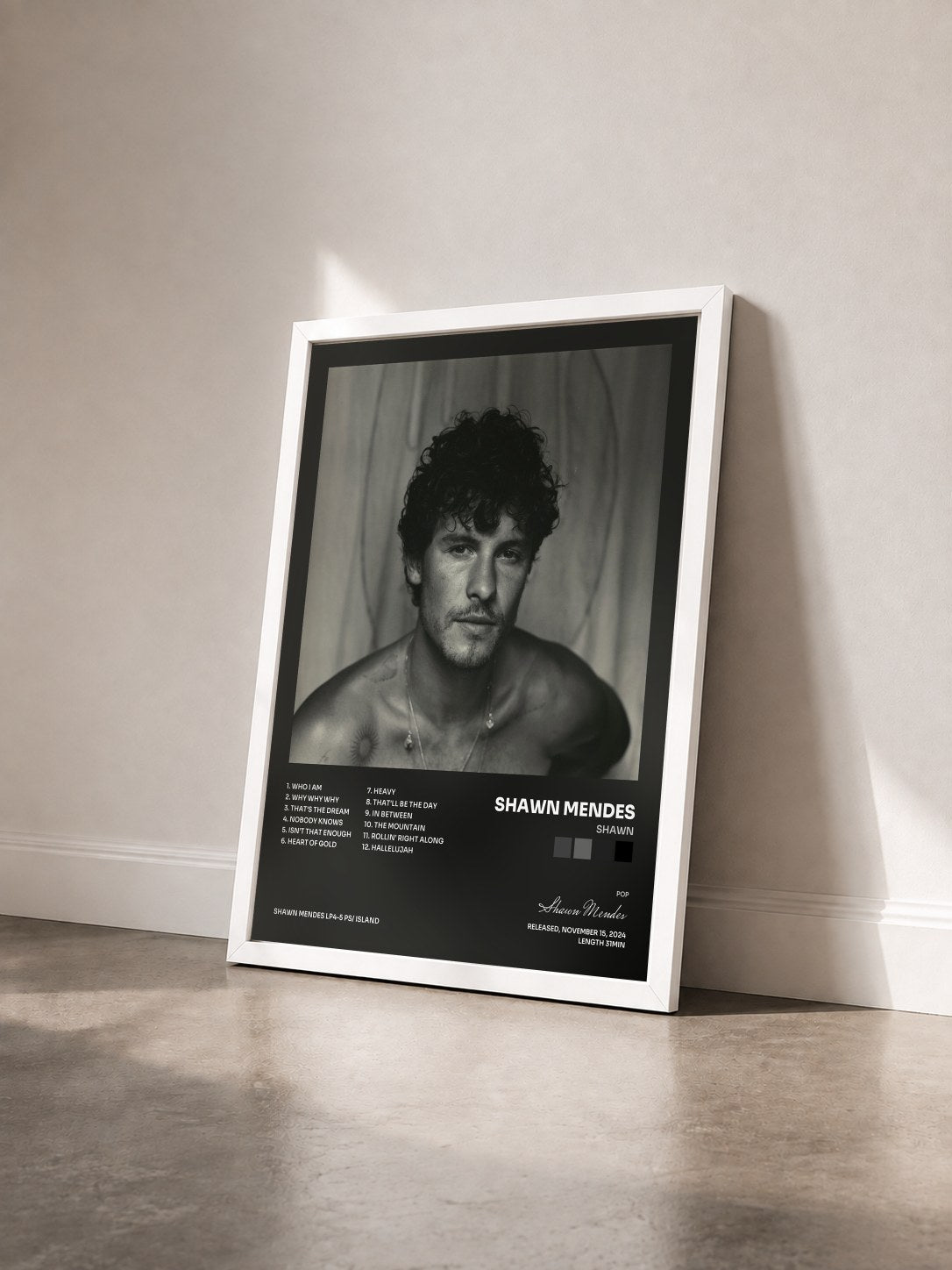 #blanc Tableau de l'album Shawn de Shawn Mendes vu de trois quarts, cadre blanc