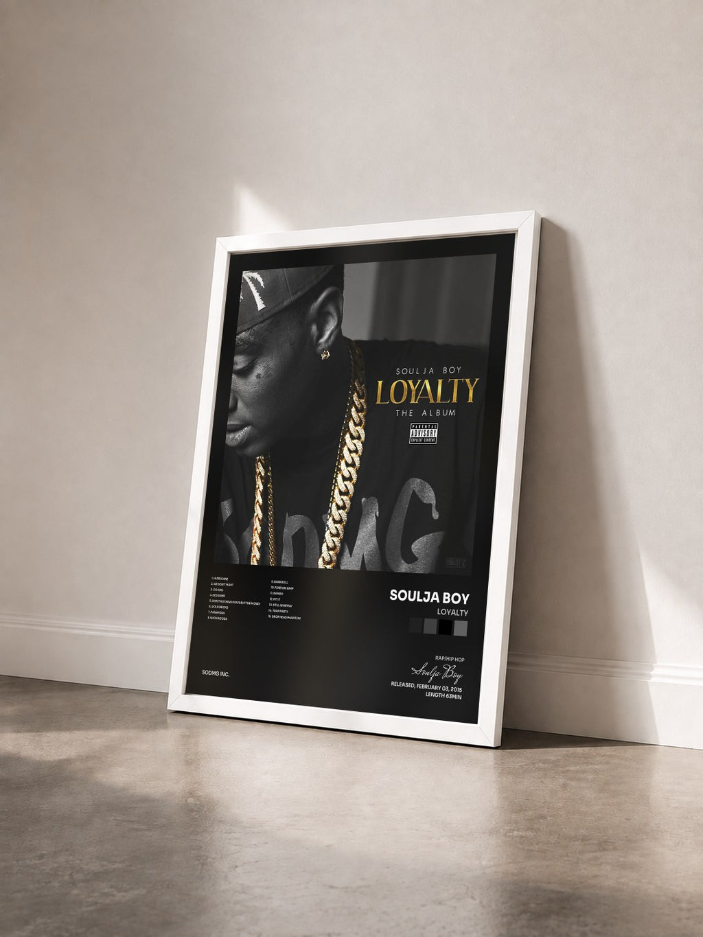 #blanc Loyalty de Soulja Boy en lámina enmarcada vista de tres cuartos, marco blanco