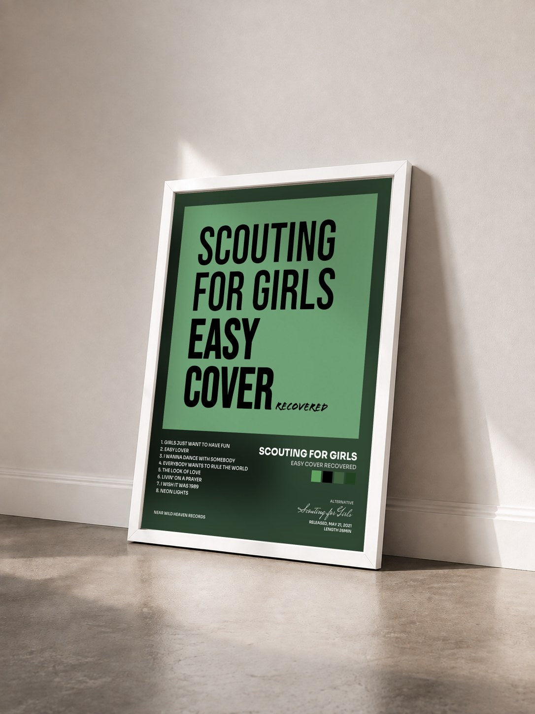 #blanc Tableau de l'album Easy Cover ReCoVeReD de Scouting for Girls vu de trois quarts, cadre blanc